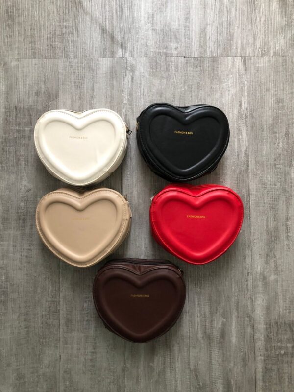 AC001-BI Carteras forma corazón